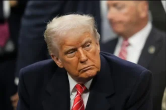 Schiff Launches Insider Trading Probe After Trump’s Market-Moving Tariff Reversal